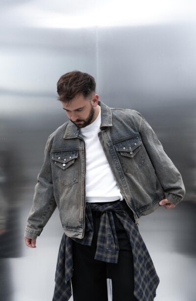 „DUST FADE“ DŽINSINĖ STRIUKĖ