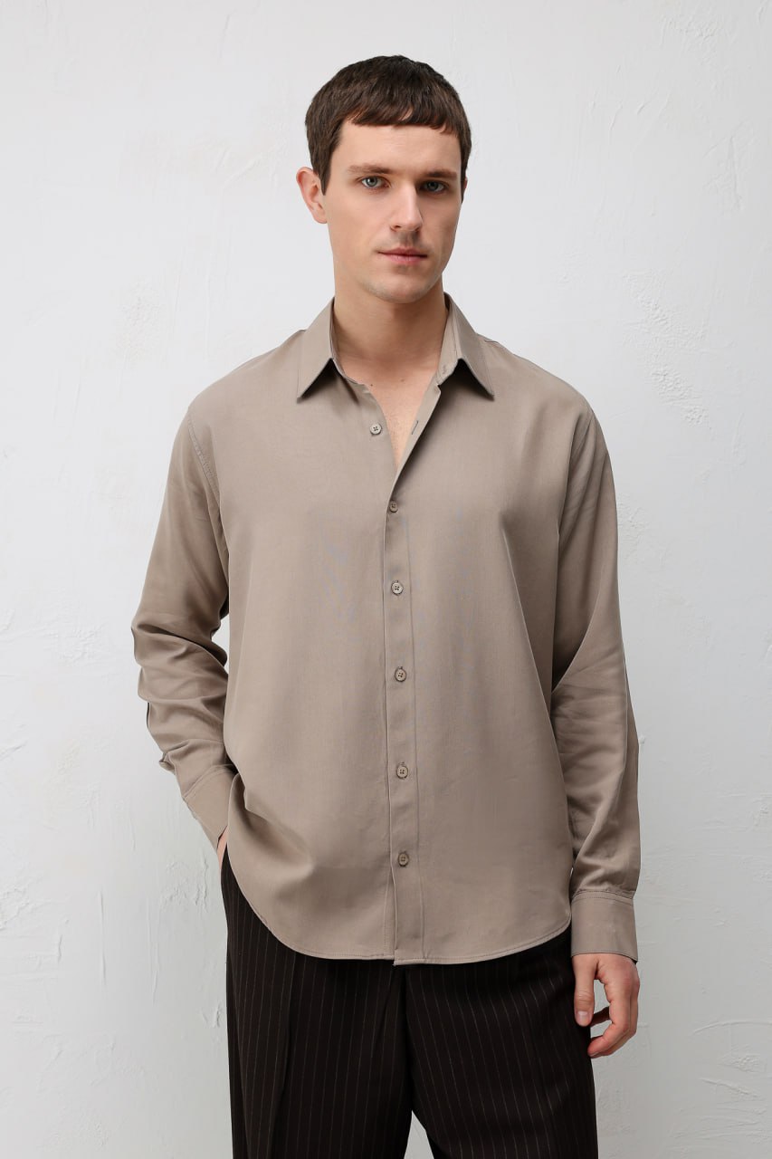 KRĖMINĖS SPALVOS MARŠKINIAI