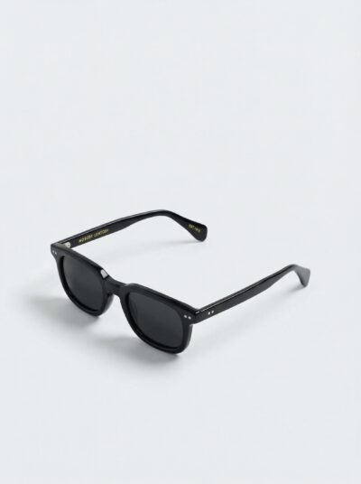 HERITAGE BLACK SAULĖS AKINIAI